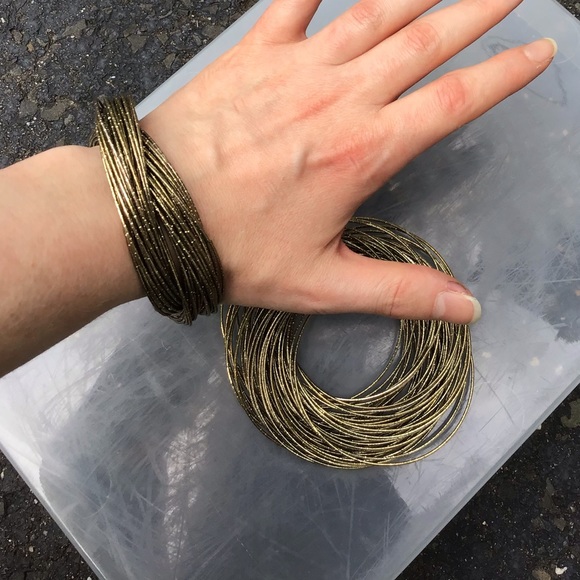 Pair of Gold bangles OS bracelets - Picture 3 of 4